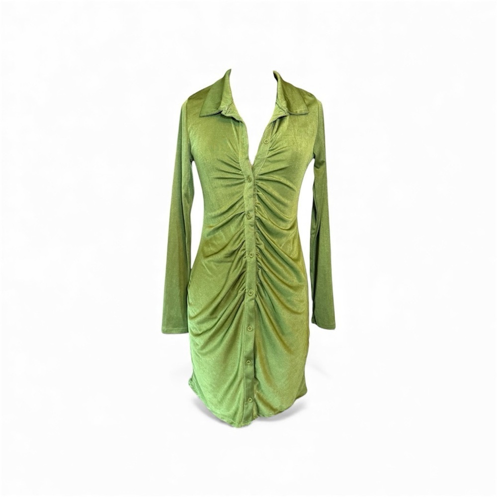 Green Ruched Button-Up Dress - Picture 3 of 6
